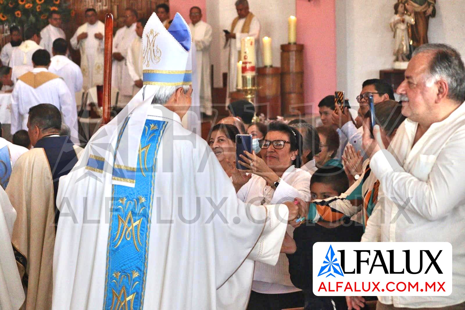 14 AVE MARIA Cliente  Blanco Azul Turqueza 2023